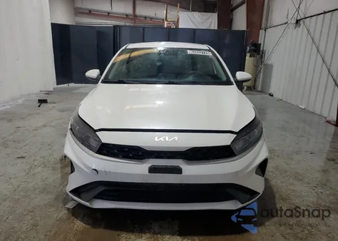 2015 Kia Forte Lx из США, поврежденный, VIN 3KPF24AD5PE567321